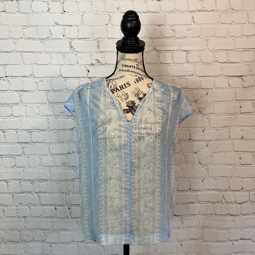 Vince Camuto/ Blouse / size XXS